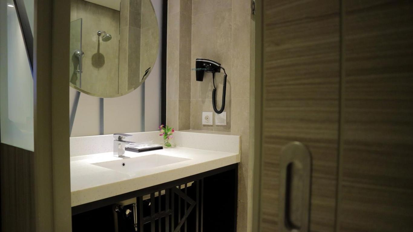 Arosa Hotel Jakarta Buitenkant foto