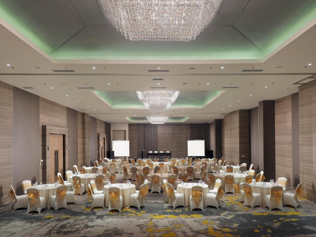 Arosa Hotel Jakarta Buitenkant foto